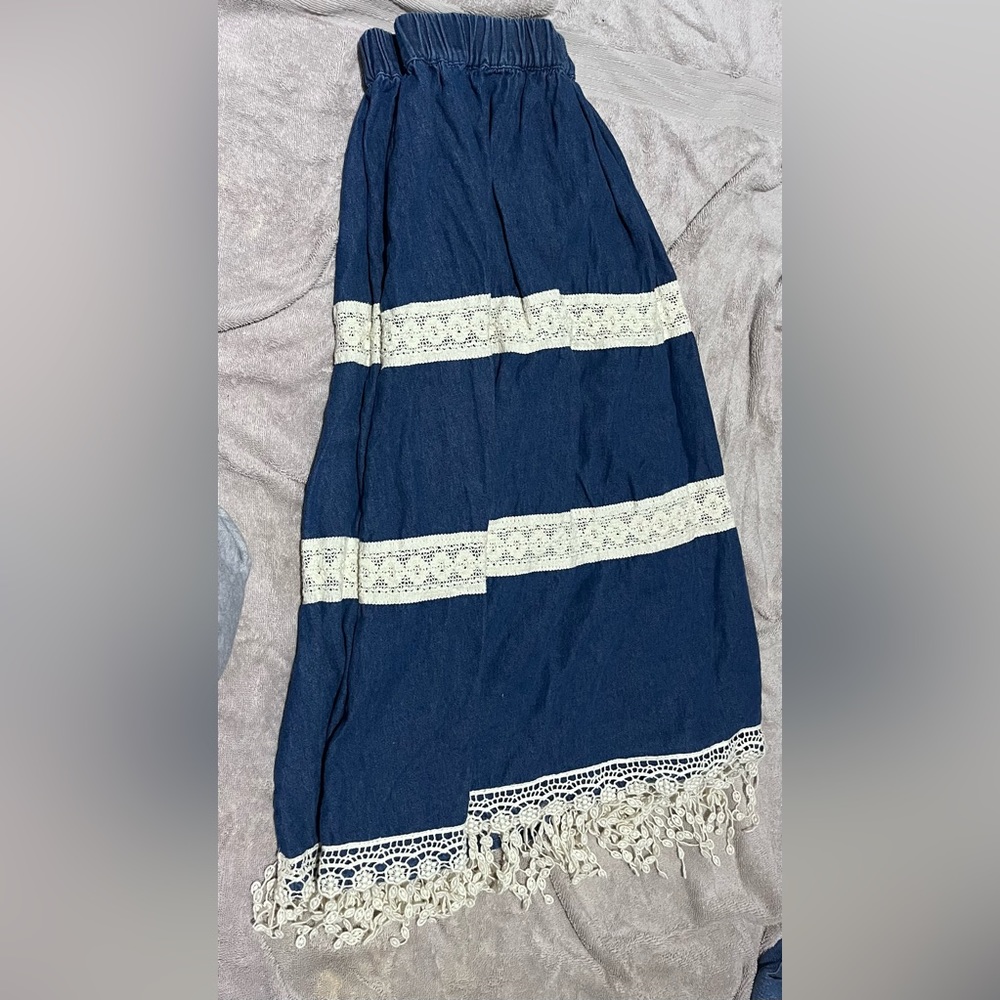 Hannah skirt size medium new no tags